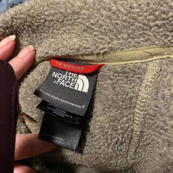 The North Face Taupe Fleece Jacket - Picture 3 of 3